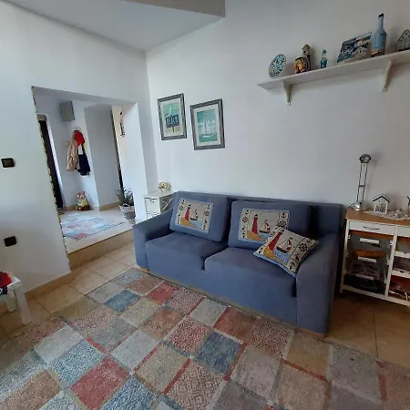 Tatil Evi Mitevi With Sea Views *