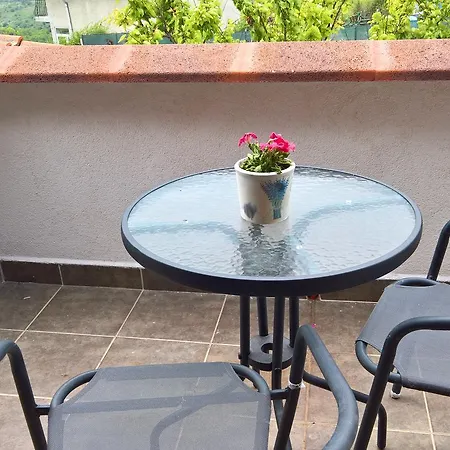 Mitevi With Sea Views * General-Kantardzhievo